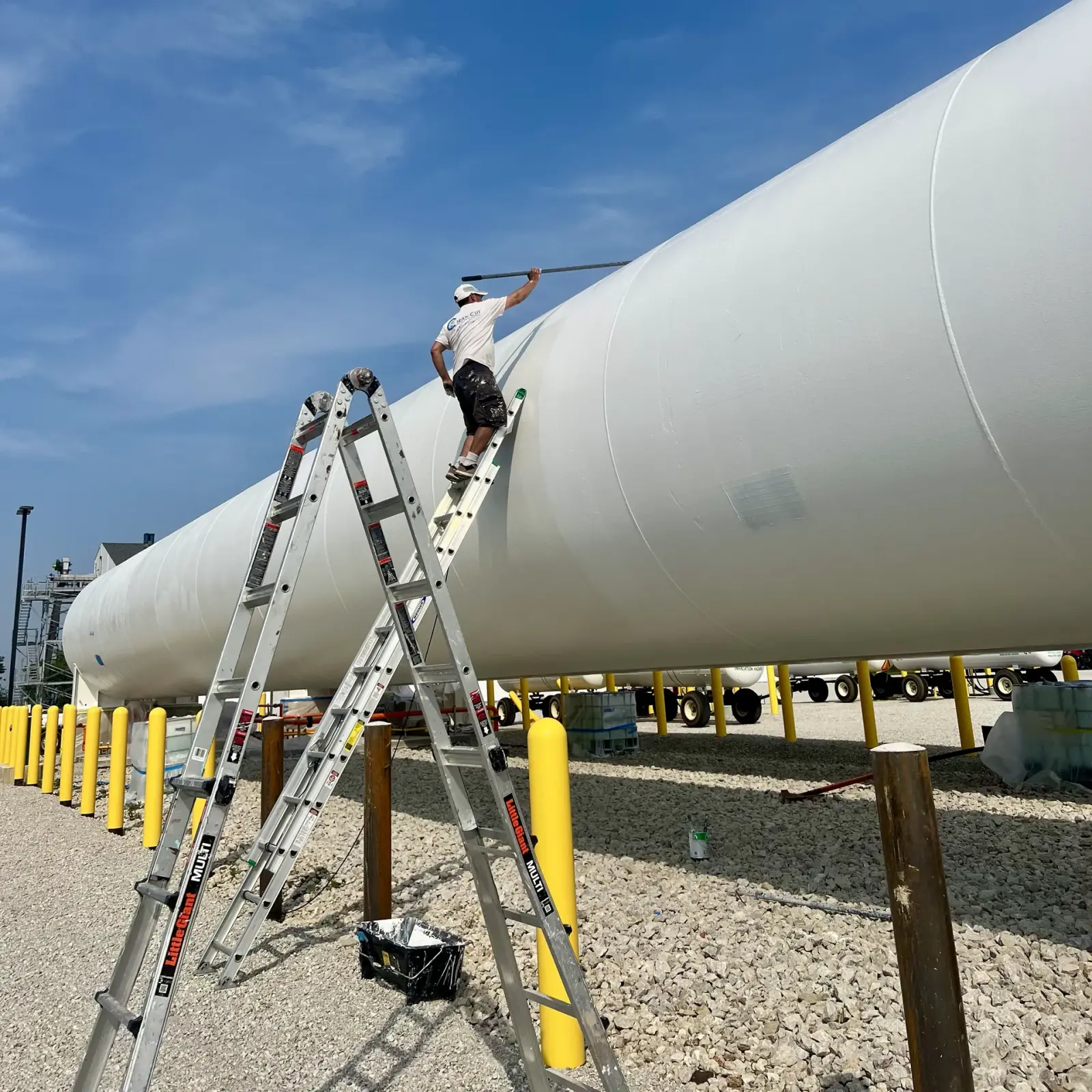 Commercial storefront painting in Springfield IL