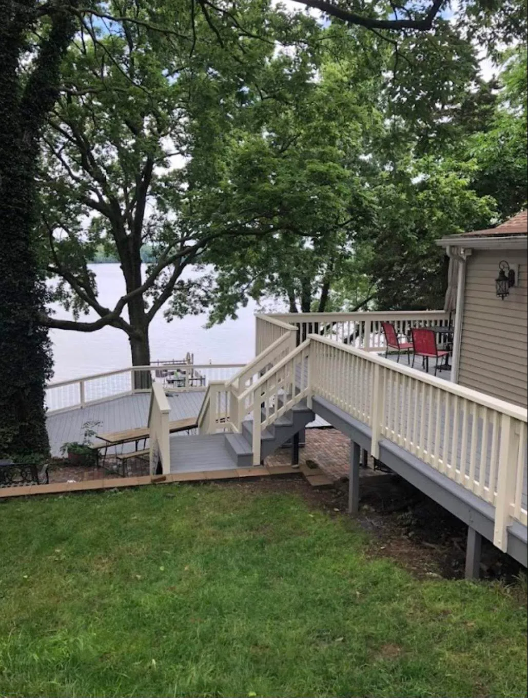 Deck staining transformation by Clean Cut